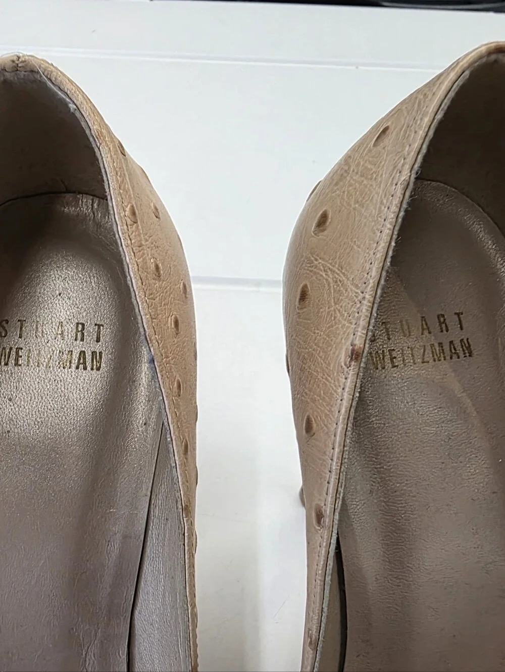 STUART WEITZMAN LEATHER HEELS Beige Peep-Toe Platform Heels - Women